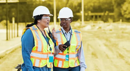 Midlife Career Shifts: Older Americans Embracing Blue-Collar Roles Amid White-Collar Slowdown